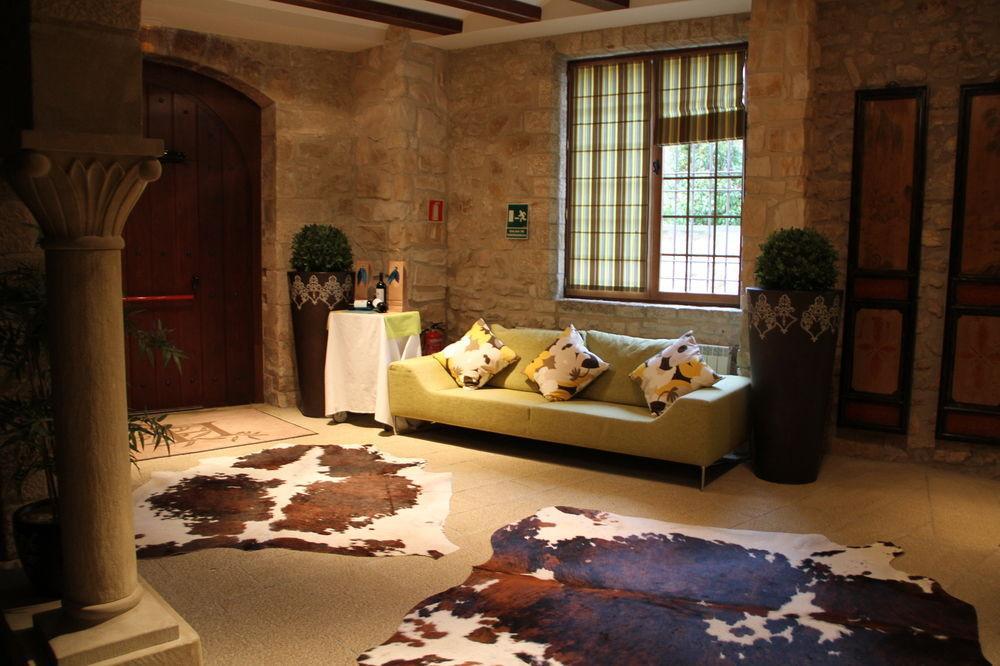 Hotel Palacio Dos Olivos Galdeano Екстериор снимка