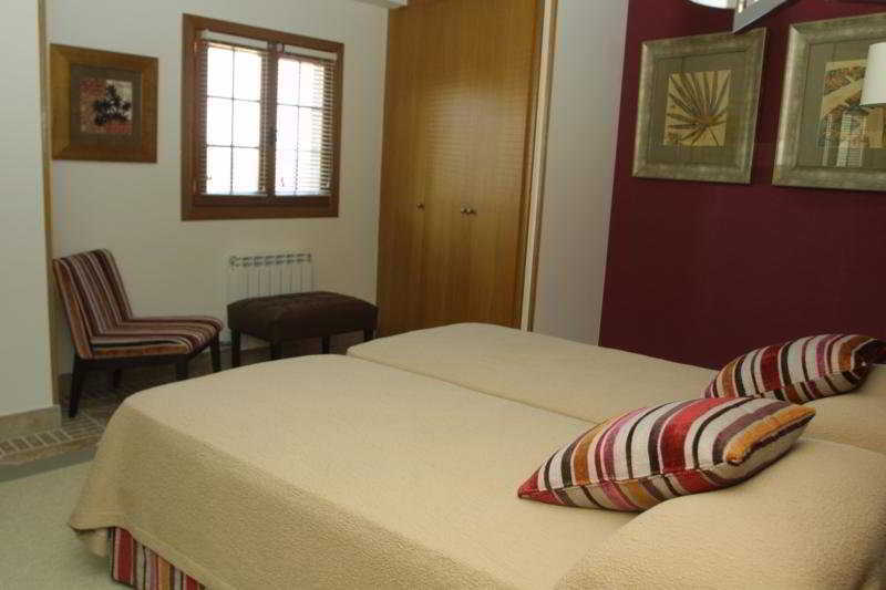 Hotel Palacio Dos Olivos Galdeano Екстериор снимка