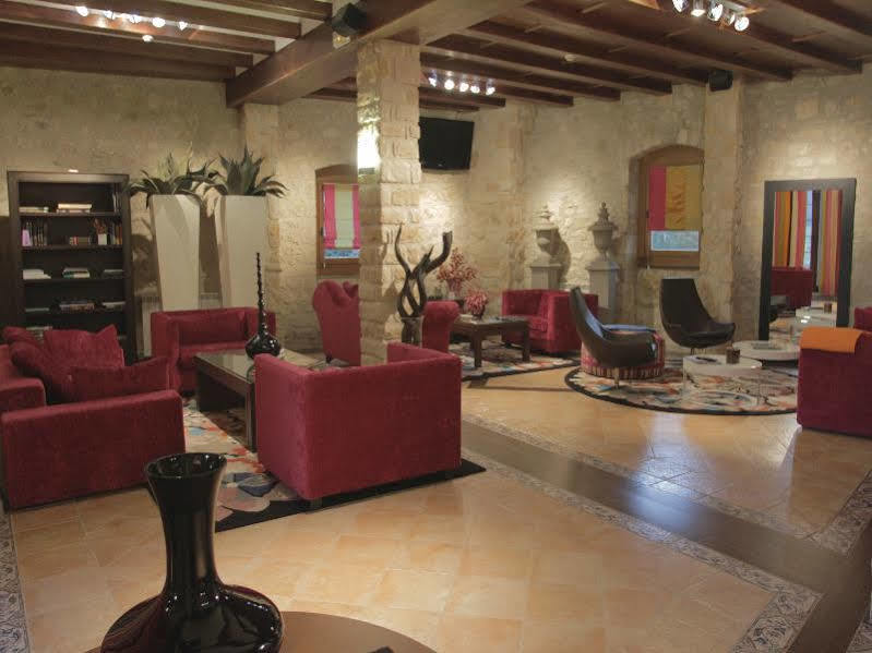 Hotel Palacio Dos Olivos Galdeano Екстериор снимка